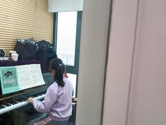 -好莱坞音乐进修学校(四川北路校区)