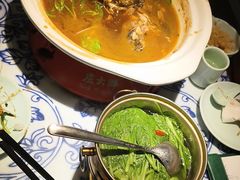 -卢大鲜鱼头捞饭(美利广场店)