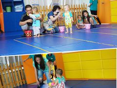 -兜莱·亲亲袋鼠国际早教