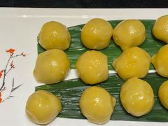蒸豆包-蒙古人烤羊大师(工农大路创始店)