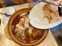 -广味炭炉鸡煲(宝业路分店)