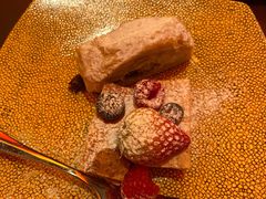 手作海盐焦糖千层-杭州西子湖四季酒店-WL BISTRO西湖餐厅