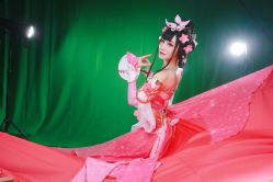 -星元素cosplay动漫摄影写真工作室