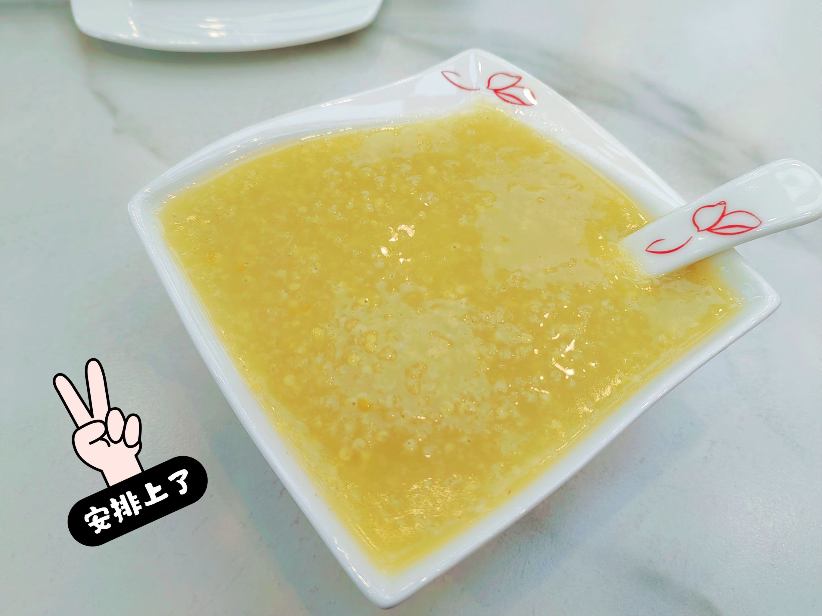 冬夜的一碗暖胃小米粥