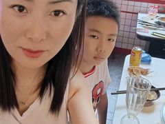 -李姑婆鲜切牛肉火锅自助(凤城二路店)