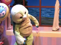 -小镇影院迪士尼小熊Duffy与他的朋友合影地