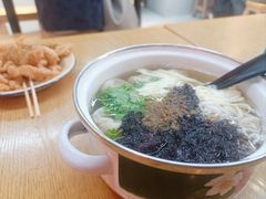 紫菜鲜肉小馄饨-柴爿巷·香酥鸡&馄饨(复兴中路店)