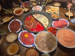 -萍姐火锅·公路夜市(武汉首店)