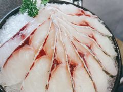 中山脆肉鲩片-顺德公广东猪肚鸡·煲仔饭(白石洲店)