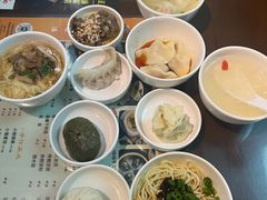 -正一涵老味道名小吃(广汉总店)