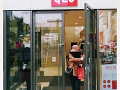 -优衣库(上海金桥国际商业广场店)