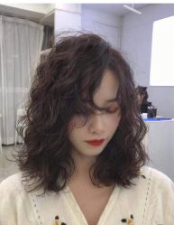 -镁连社·美联社
