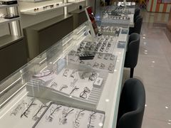 -镜客眼镜(浦江欢乐颂店)