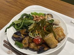 -感恩心素食馆(百世广场店)