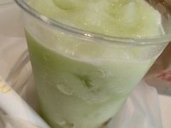 油柑雪冰-麦当劳(杭州临平万达广场店)