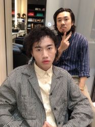 -HAIR CORNER