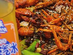 十三香小龙虾-金陵暴走小龙虾·迷踪蟹(凯德MALL店)