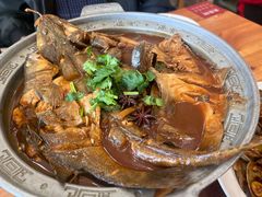 本海乱炖鱼-大丰收海鲜地方菜馆