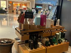 -星巴克臻选(上海合生汇1F店)