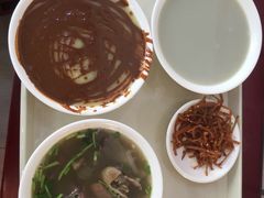 豆汁儿焦圈儿-护国寺小吃(地安门店)