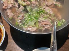-肖四女乐山跷脚牛肉(南汇大学城生活广场店)