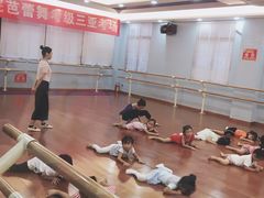 -小海花舞蹈艺术学校