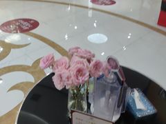 -雅悦齿科(顾村公园店)