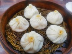 蛋黄小笼-朱新年·苏式汤团·面点(北寺塔店)