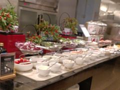 -圣丰索菲特·2 On 988 Café 自助餐厅