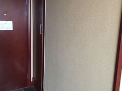 -爱舍海岸酒店(香港中路五四广场店)