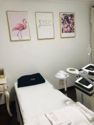 -美肤盾祛痘·问题肌头疗管理中心