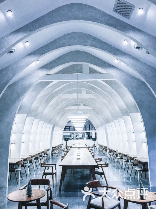 米域·礼和 mixpace·carlowitz(江西中路店)图片 - 第2张