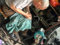 -静安寺修鞋修包修拉链