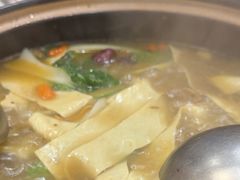 -菌之家·专业纯野生菌火锅·特色炒菌