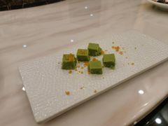 -梅龙镇酒家(南京西路总店)