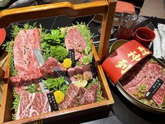 -山川小町·极番烧肉(新地假日广场店)