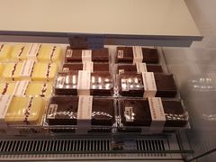 -好利来(南京路一店)