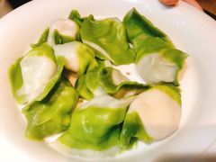 白菜黑毛猪肉馅-关东小磨东北菜(碧江广场店)