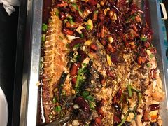 -鸣记脆皮烤鱼·海鲜烤鱼(三八广场店)