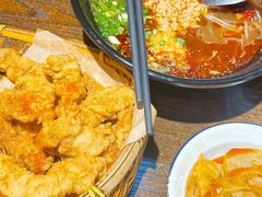 -爆炸头阿姨小四川正宗川味小吃(无任何分店)