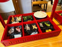 -勺子米线·云南传统小吃市集(四方街店)