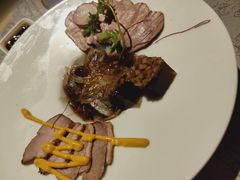 -穹六人间 people 6(岳阳路店)