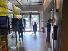 -麦当劳(新王府井店)