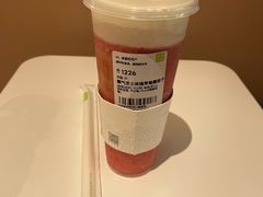 霸气芝士玫瑰草莓覆盘子-奈雪的茶(广州万菱汇PRO店)