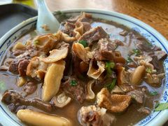 卤煮火烧-门框胡同百年卤煮(新街口店)