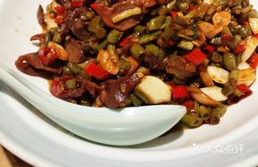 Stir-Fried Sour Spicy Chicken Gizzard