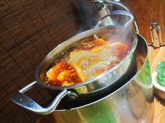 -独食火锅·半米屋台(直营总店)