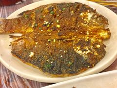 烤鲫鱼-沈记烧烤海鲜(江汉二路店)