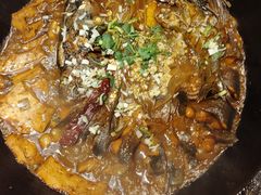 -万里闯关东铁锅炖菜馆(高新旗舰店)