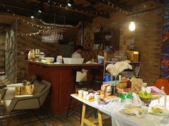 -玩坞轰趴馆·户外团建聚会主题生日派对馆(世豪广场店)